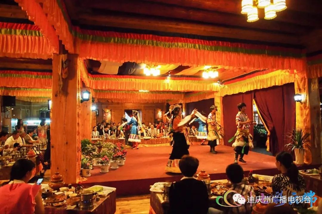 1664459803316065766.jpg 4.jpg